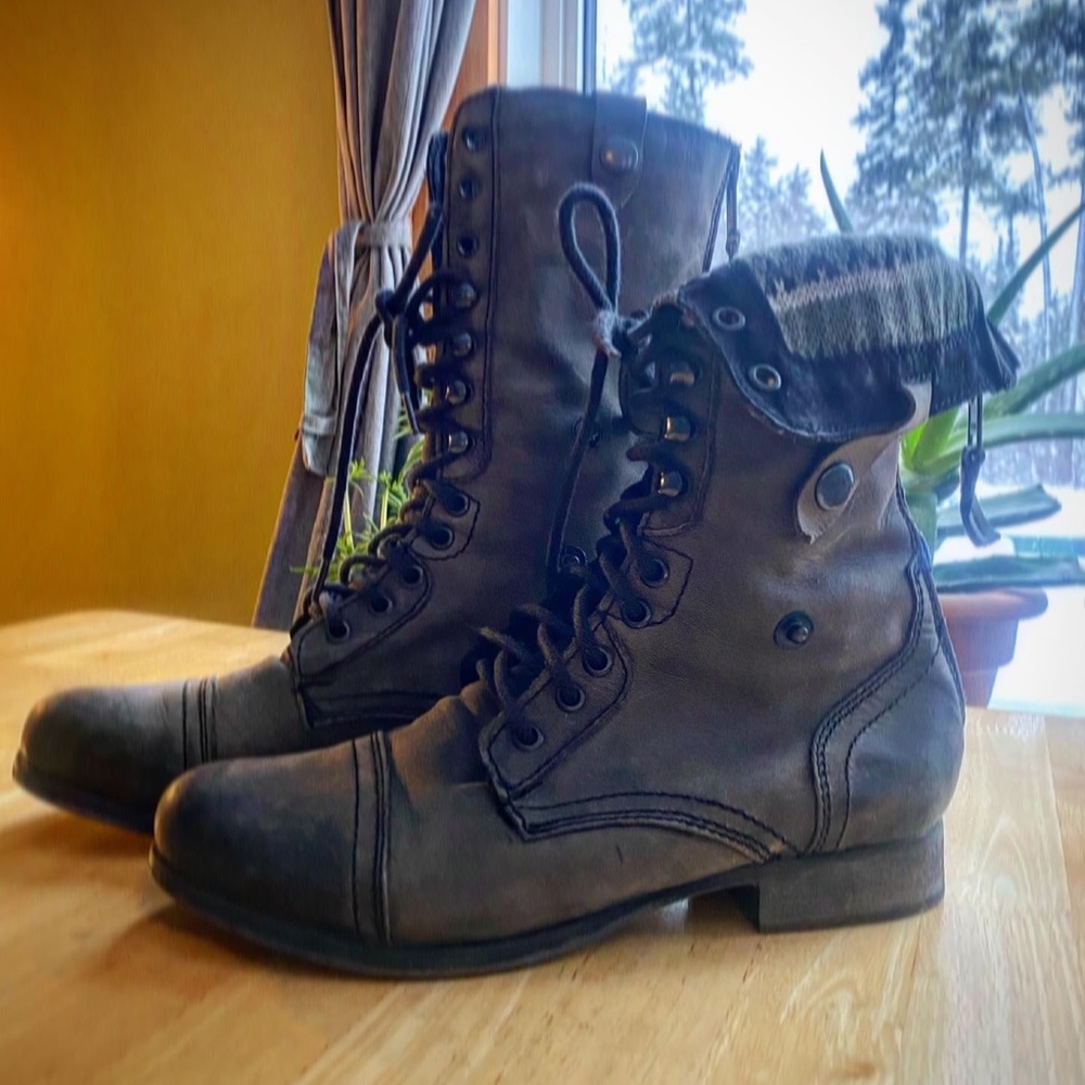 Steve Madden Boots